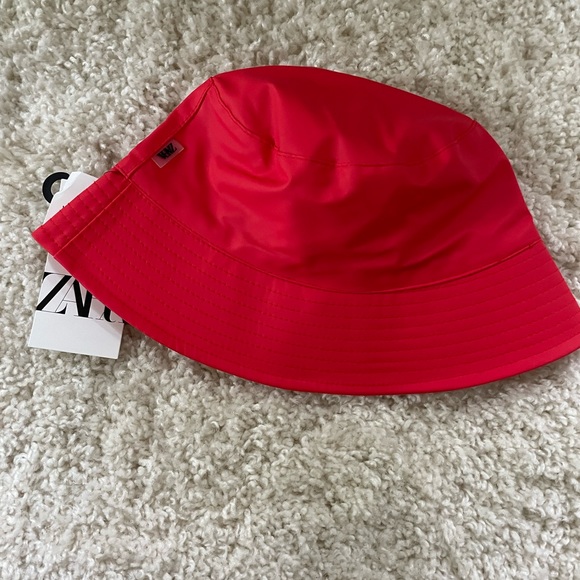 Zara Accessories - Zara rain hat size medium. New with tags. Water repellent.